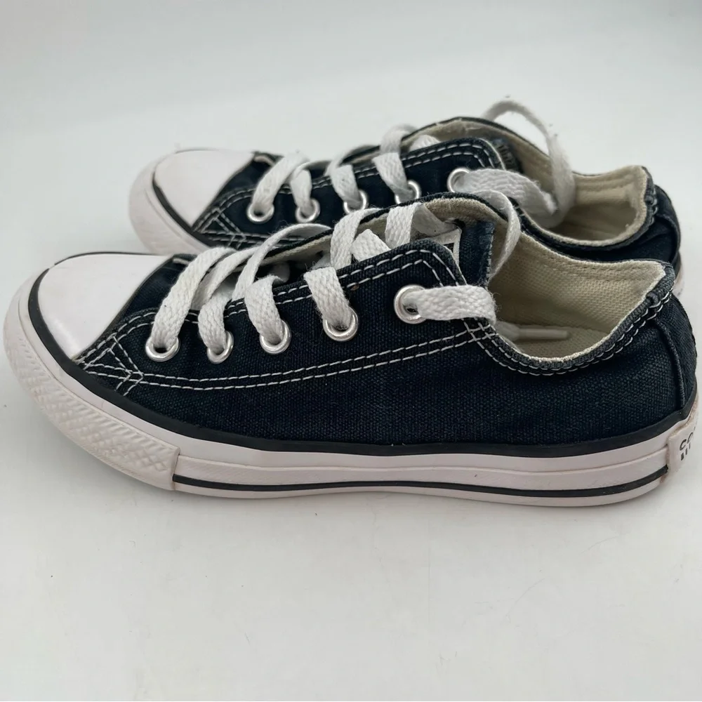 Converse Unisex Kids CTAS Black White Canvas Low Top Sneakers Shoes - Size 12 C